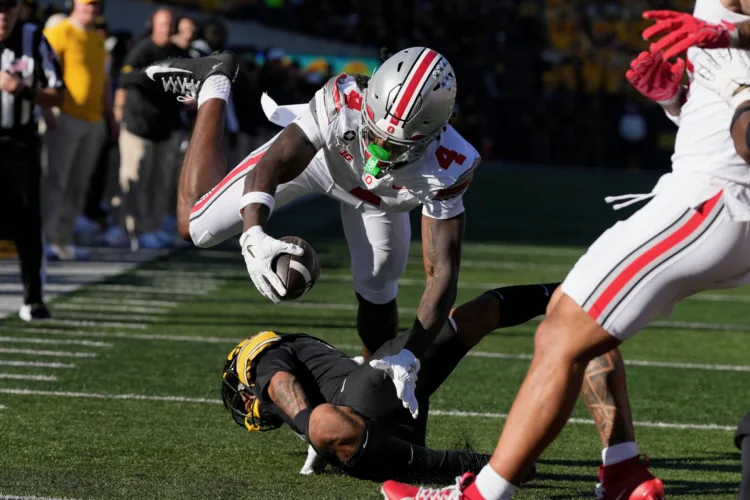‘Ridiculous’ performance from Smith leads Buckeyes to road win